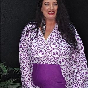 Vibrant Purple Skull Pattern Women's Hoodie with front pocket